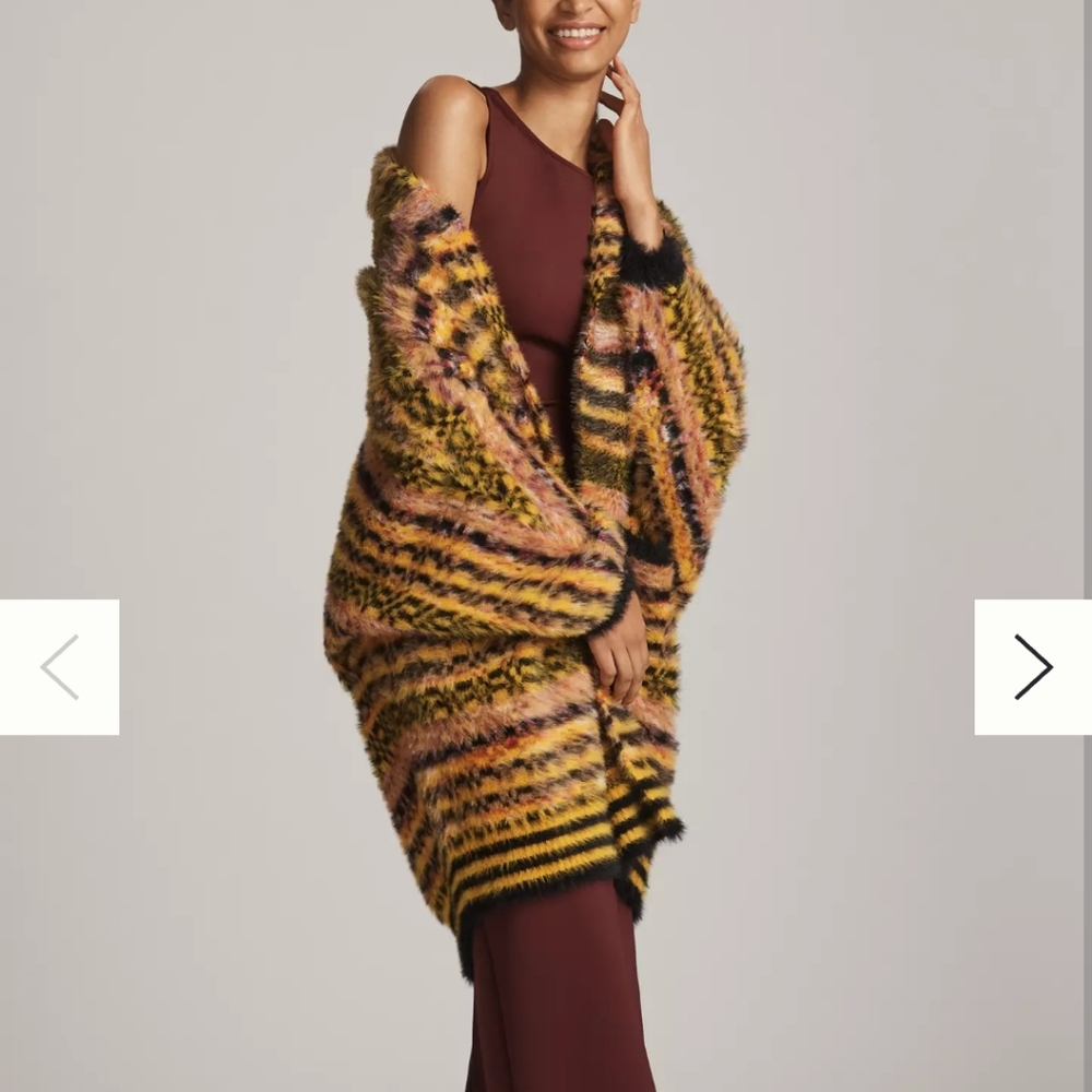 oversized fuzzy cardi